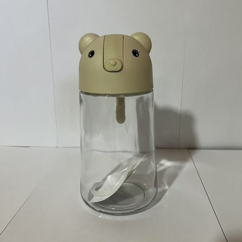 Recipient de ulei, Model Ursulet, Sticla pentru Lichide de Bucatarie, Inchidere Deschidere Automata, 18.5 x 13 cm, Volum 630 ml, Bej [3]