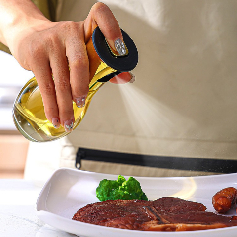 Sticla de ulei cu Pulverizator, Sticla pentru Lichide de Bucatarie, Otet, Sos, 16.7 x 5.2 cm, Volum 200 ml, Gold [2]