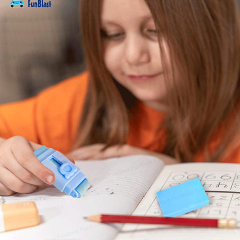 Radiera Retractabila, Model Ursulet, Reglare Push-Pull, Radiera de tip Push, Doua Radiere de Rezerva in set din Cauciuc, Albastru deschis [2]