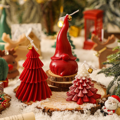 Lumanare de Craciun Parfumata, Lumanare Rotativa cu Aromaterapie, Model Brad de Craciun forma Lunga, din Ceara de Soia, 11 x 8 x 8 cm, Rosu [1]