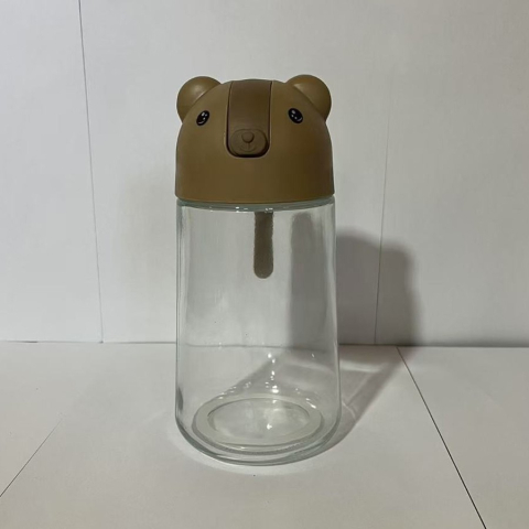 Recipient de ulei, Model Ursulet, Sticla pentru Lichide de Bucatarie, Inchidere Deschidere Automata, 18.5 x 13 cm, Volum 630 ml, Maro [1]