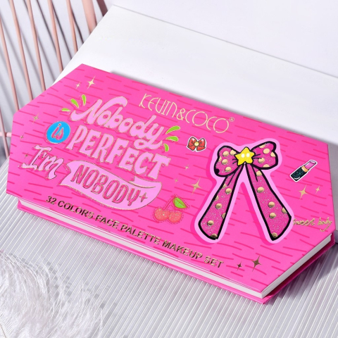 Trusa de Machiaj, KEVIN &amp; COCO, Nobody is Perfect, I am Nobody, 32 culori, 29 x 23.5 x 3 cm [1]