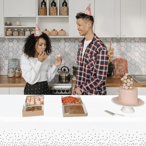 Fata de Masa, din PEVA, Imprimeu Buline, 137 x 274 cm, Impermeabila, Fara Pete, Curatare Rapida, Gri [2]