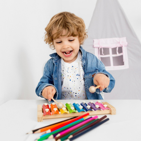 Instrument Muzical Xilofon din Lemn, 8 Note Muzicale, 2 Bete de Percutie, 4-6 Ani, Multicolor [12]