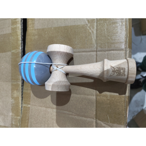 Kendama si Spinnere - Kendama Ball Originala Stripe Bleu Lemn Fag Gri