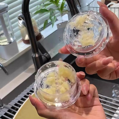 Zdrobitor de Usturoi, Multifunctional, din Plastic, Prin Rasucire, 4 x 7.5 cm, Transparent [2]