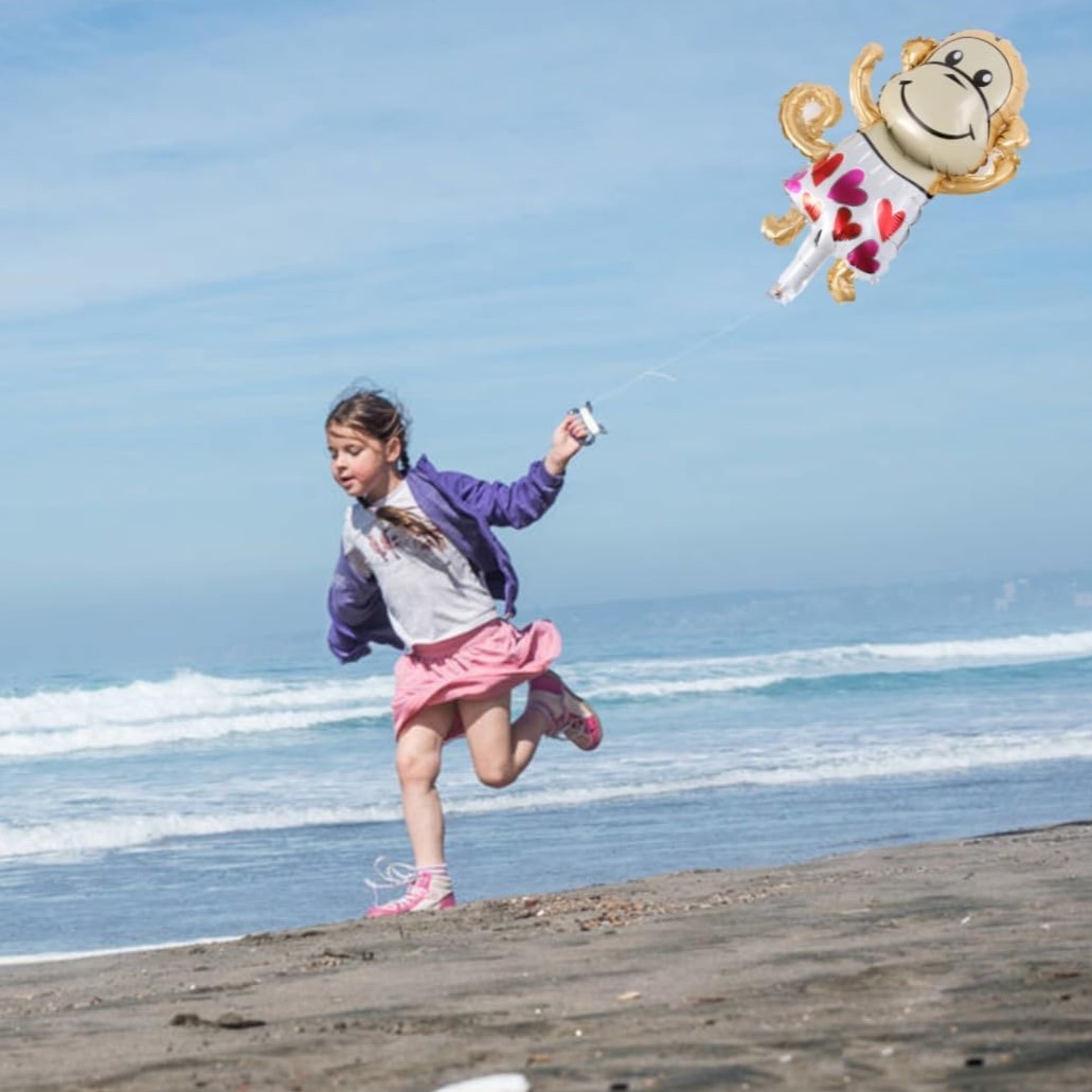 Balon din Folie Metalizata, Mini Figurine Animalute, Model Maimutica, Tematica Aniversare, 45x28 cm, Ambalaj Individual, Pai Inclus, Umflare cu Aer sau Heliu, Multicolor [7]