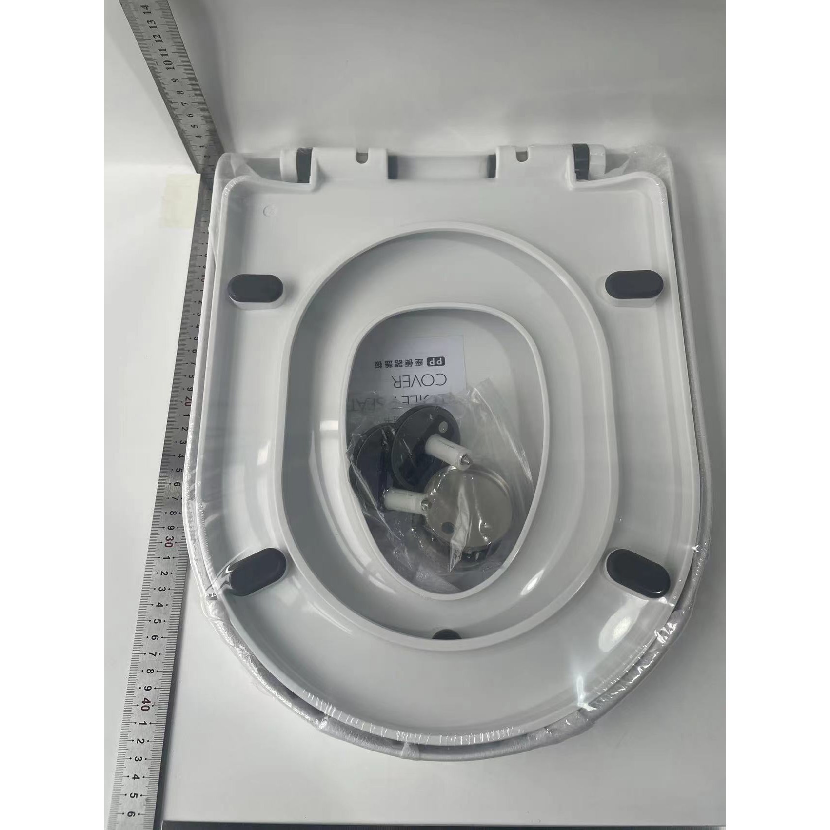 Capac de Toaleta cu Reductie 2 in 1, pentru Copii si Adulti, Coborare Lenta si Silentioasa, Instalare Usoara, din PP5 , in Forma de V, Alb [5]