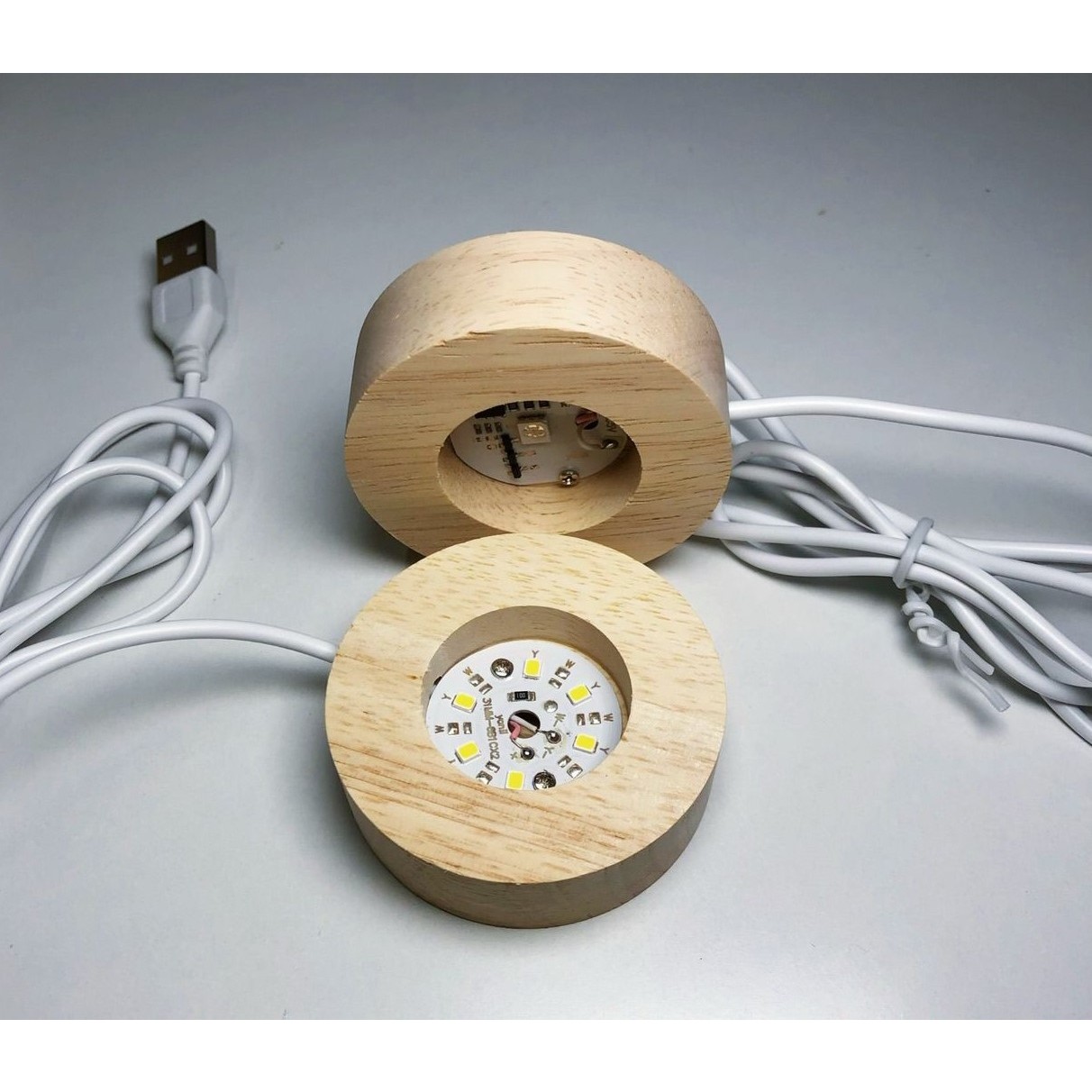 Lampa LED Decorativa, Bila de Cristal cu Diametru 6cm, Model Inima 3D, Alimentare USB, Suport din Lemn, Lumina Alb Cald [4]