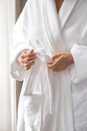 Halat hotelier alb personalizat NASI, bumbac premium [7]
