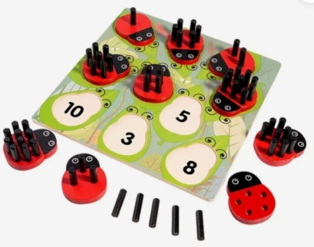 Puzzle-uri educative,cifre,litere - Jucărie Montessori cu Numere și Buburuze – Placă Educațională din Lemn