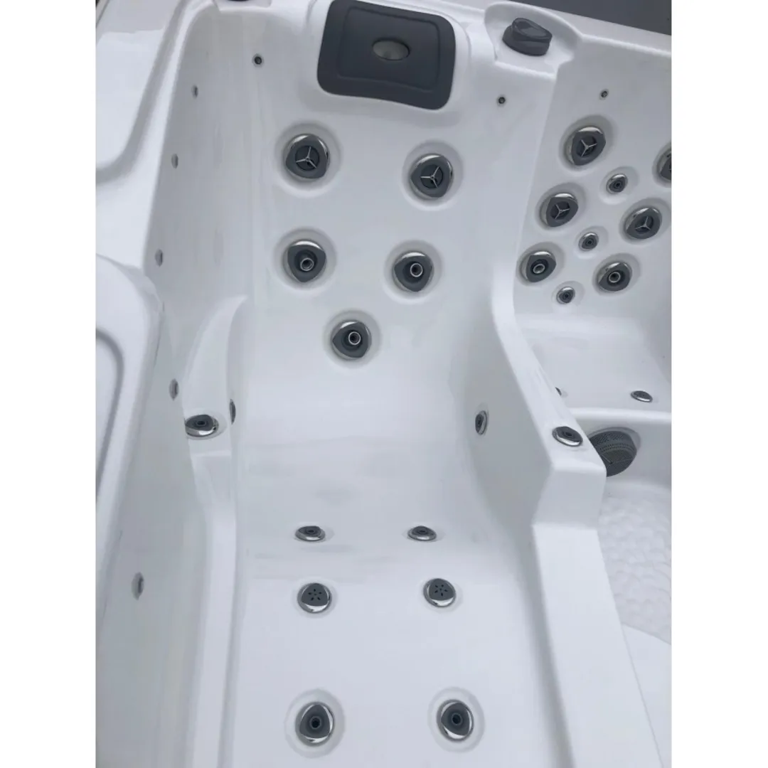 Jacuzzi exterior 313A Gecko, alb, 5 persoane, acril antibacterian, mască gri [12]