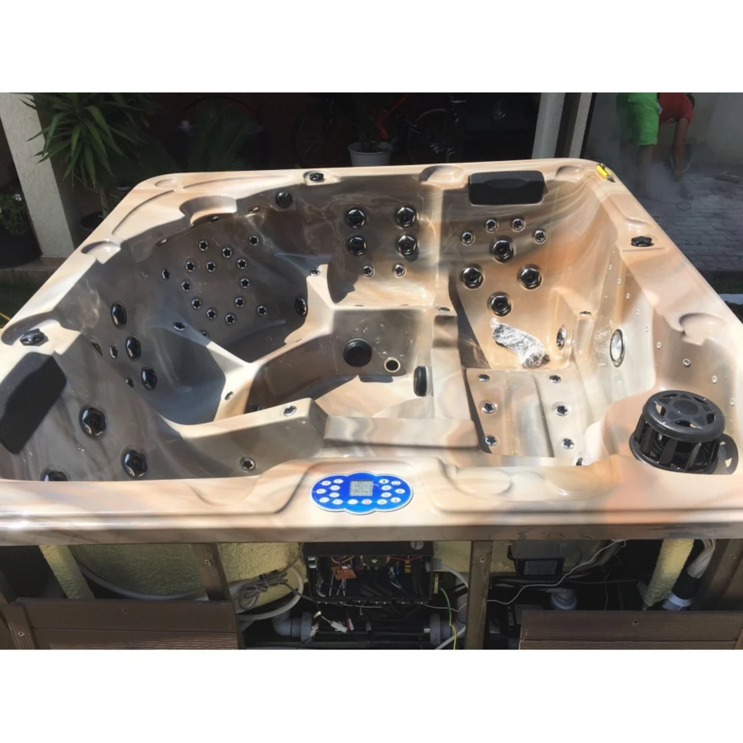 Jacuzzi exterior 313A Gecko, Cappucino, 5 persoane, acril antibacterian [10]