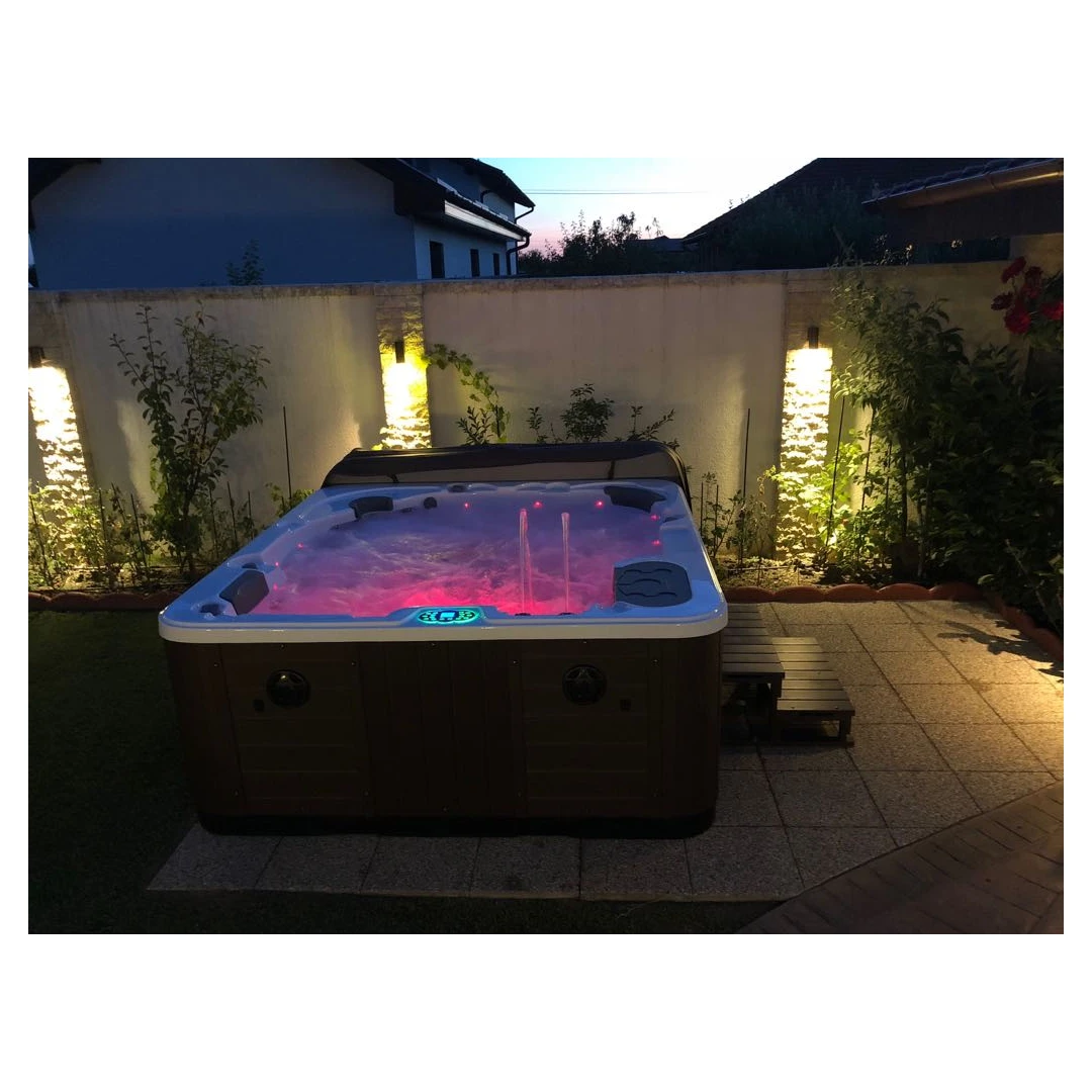 Jacuzzi exterior 319A Gecko, Alb, 6 persoane, acril antibacterian, mască maro [21]