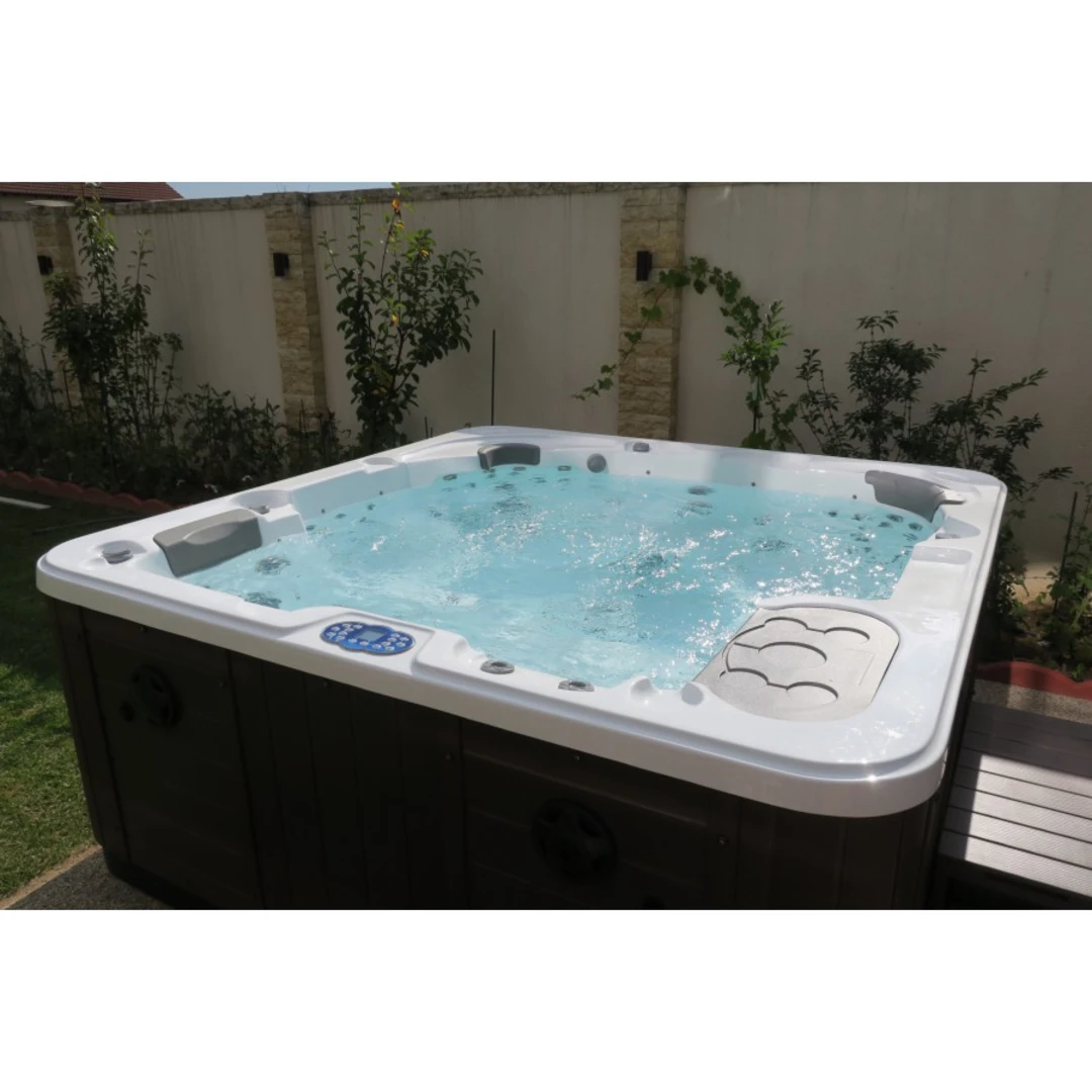 Jacuzzi exterior 319A Gecko, Alb, 6 persoane, acril antibacterian, mască maro [10]