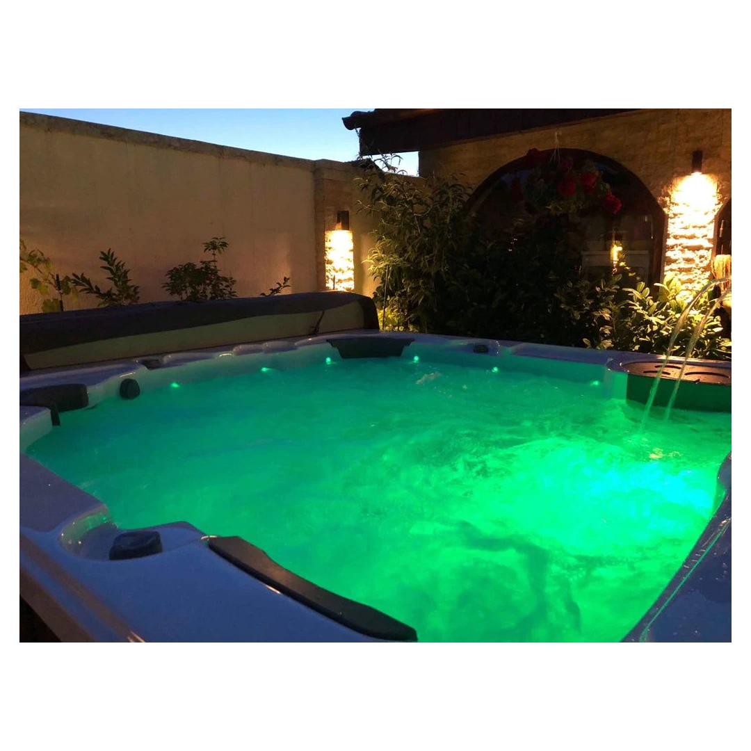 Jacuzzi exterior 319A Gecko, Alb, 6 persoane, acril antibacterian, mască maro [13]