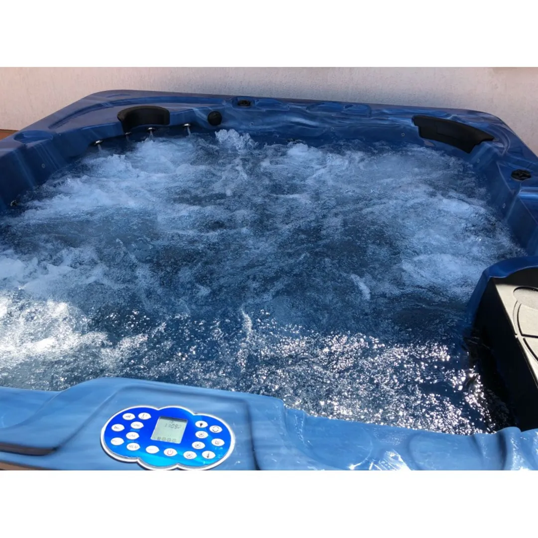 Jacuzzi exterior 319A Gecko, Albastru Marin, 6 persoane, acril antibacterian, masca gri [8]