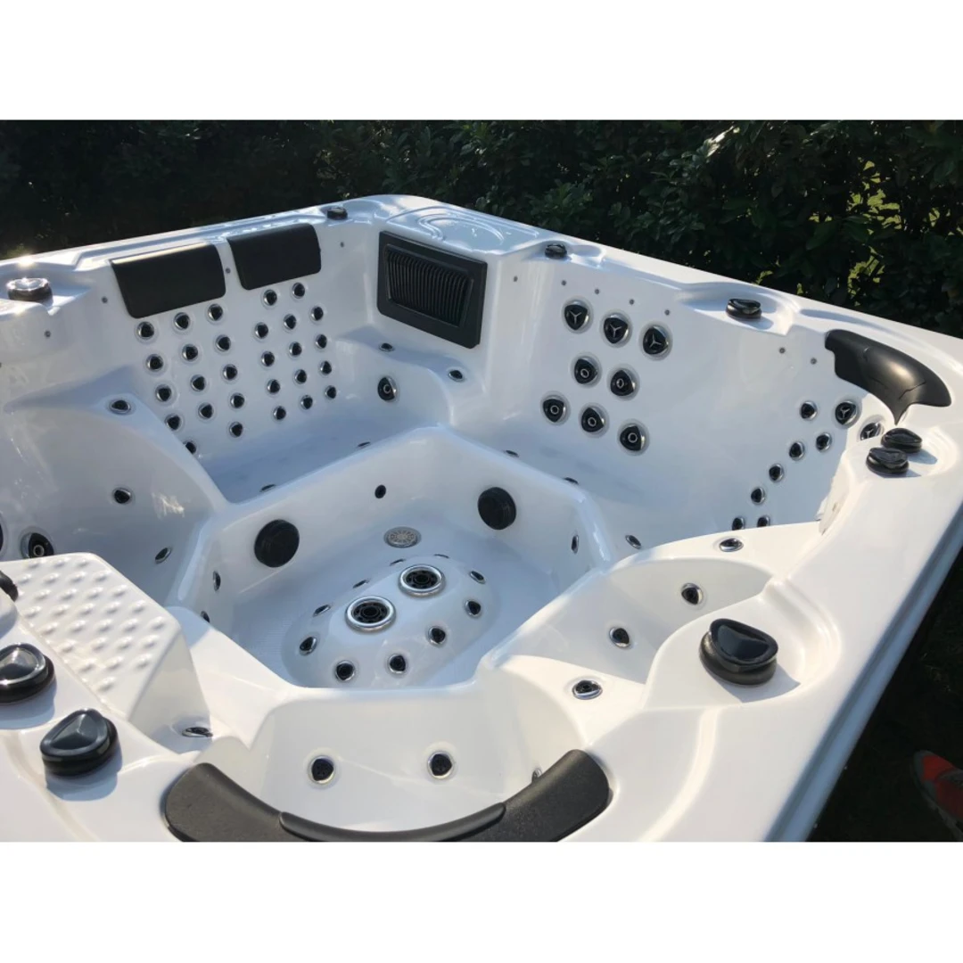 Jacuzzi exterior 329 Gecko, Alb, 7 persoane, acril antibacterian [8]