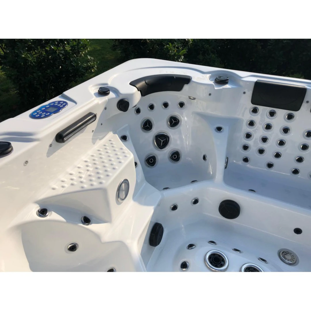 Jacuzzi exterior 329 Gecko, Alb, 7 persoane, acril antibacterian [11]