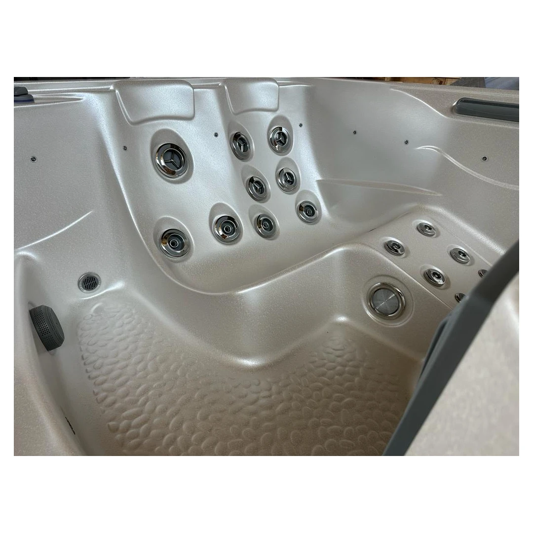 Jacuzzi exterior 355 Gecko, Alb Perlat, 4 persoane, acril antibacterian [11]