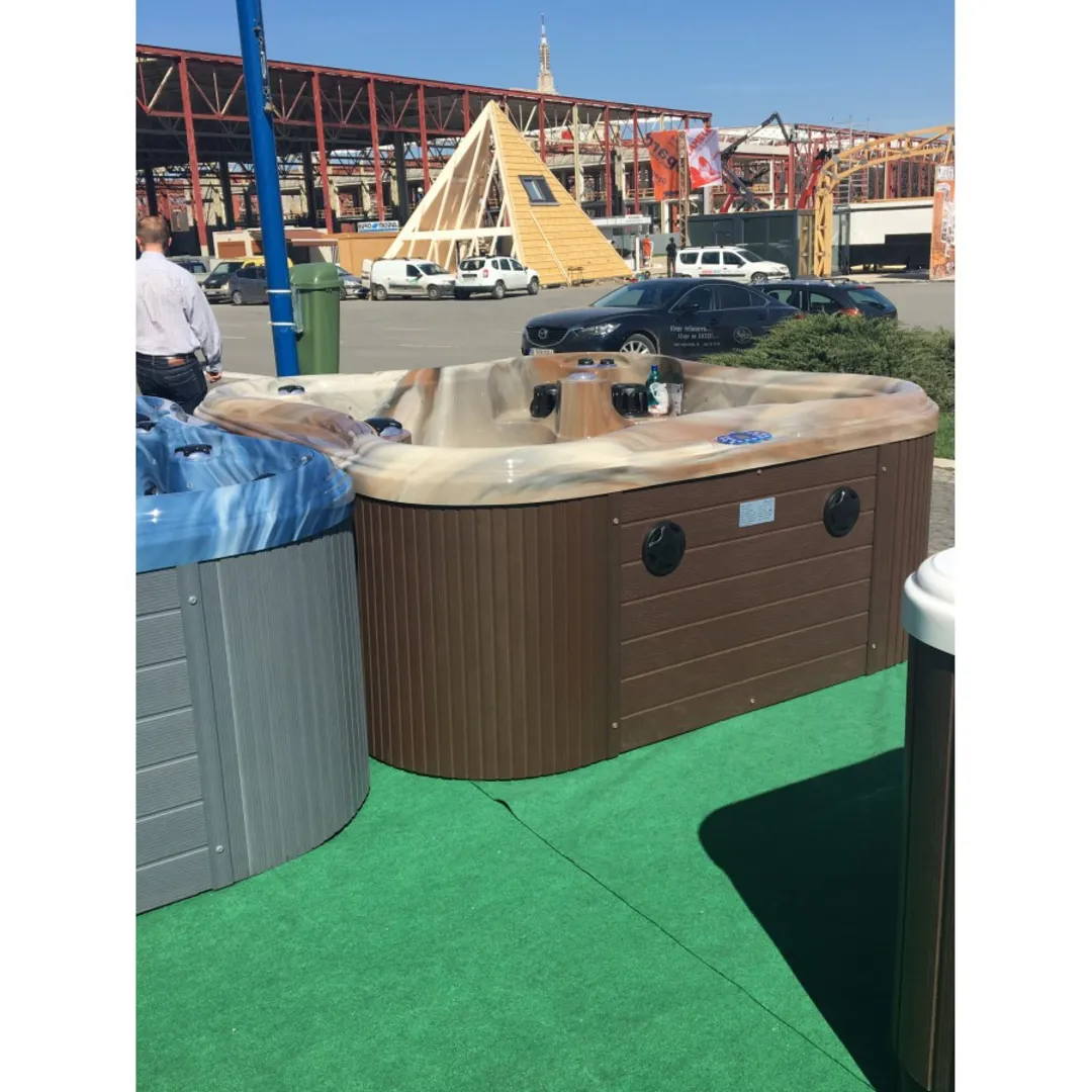 Jacuzzi exterior 563 Gecko, Sahara Cappucino, 5 persoane, acril antibacterian [6]