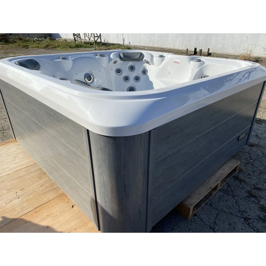 Jacuzzi exterior 640 Gecko, Bianco, 5 persoane, acril antibacterian [5]