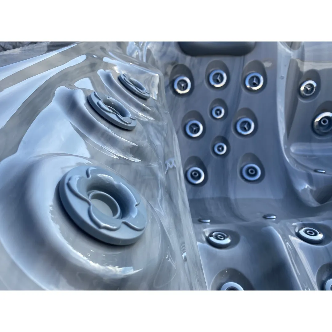 Jacuzzi exterior 640 Gecko, Storm Grey, 5 persoane, acril antibacterian [11]