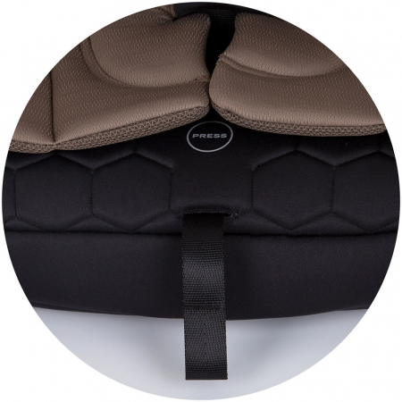 Chipolino Lux X I-Size autósülés 76-150 cm Isofix rendszerrel, macadamia színben [7]