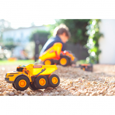 Dickie Toys Volvo billenős teherautó 23 cm, fényekkel és hangokkal [8]