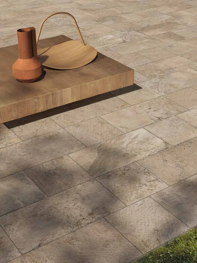 Pietra Castello Fenis 25x25 Antiderapant 10mm [9]