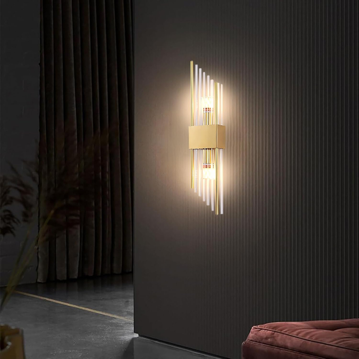 Aplica 2372 – Design elegant din metal, disponibilă în finisaje auriu, crom și negru [2]