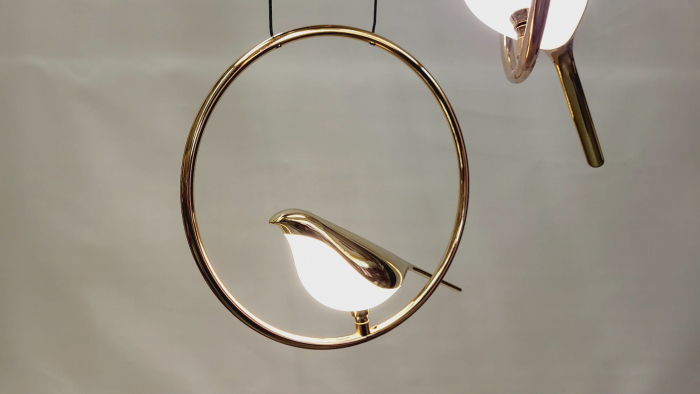 Lustră LED 3002/3H cu 3 pendule aurii și decorațiune pasăre [3]