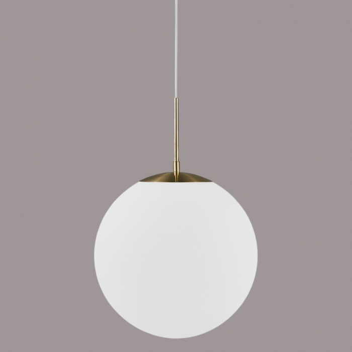 Pendul 8001/300 cu abajur alb mat Ø30 cm, cablu reglabil până la 150 cm, finisaj auriu sau crom. Elegant și versatil, ideal pentru dining, living sau dressing. [3]