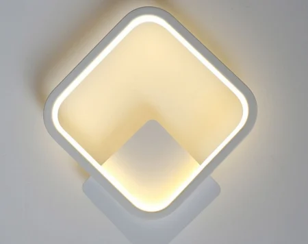 APLICE SI PLAFONIERE - Aplica 3072