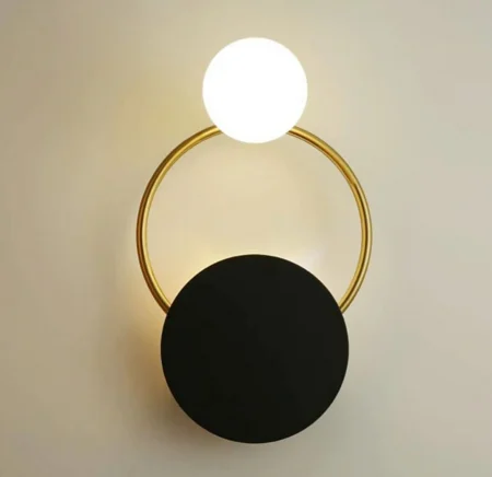 APLICE SI PLAFONIERE - Aplica 6122 alb/negru/auriu, metal și acril, 36x25x12 cm, design modern