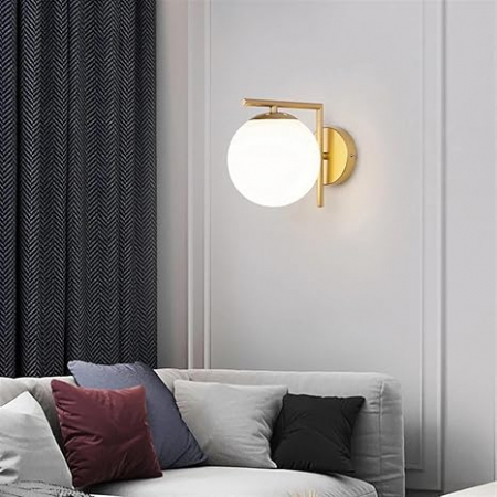 Aplică de perete 2335/1 – design modern aurit cu abajur din sticlă mată [1]