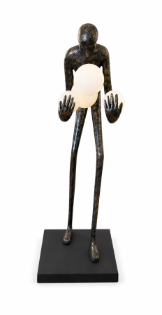Lampadar artistic F 9106 – statuietă iluminată cu globuri opaline, fibră de sticlă, 180 cm [1]