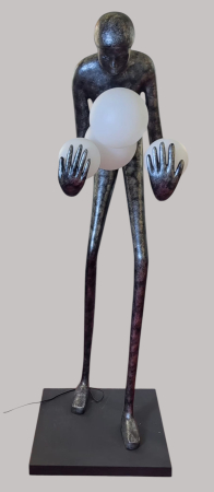 Lampadar artistic F 9106 – statuietă iluminată cu globuri opaline, fibră de sticlă, 180 cm [1]