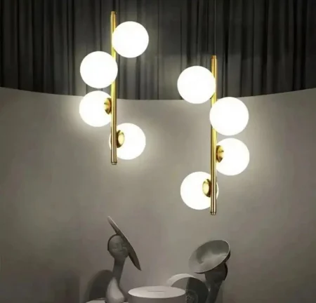 Lustră suspendată 2338/4 GD cu finisaj auriu și abajururi din sticlă albă mată, 4 becuri E27 [1]