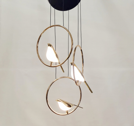 LUSTRE - Lustră LED 3002/3H cu 3 pendule aurii și decorațiune pasăre