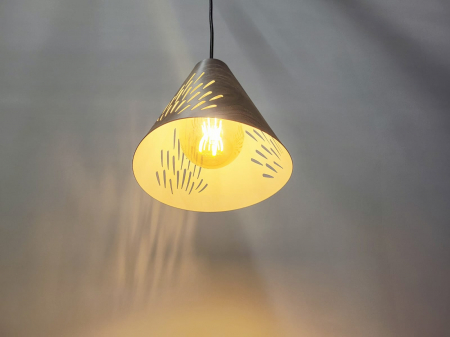 Lustră 611/3 maro lemn, 3 pendule perforate, cablu reglabil, E27 [5]