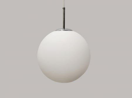 Pendul 8001/300 cu abajur alb mat Ø30 cm, cablu reglabil până la 150 cm, finisaj auriu sau crom. Elegant și versatil, ideal pentru dining, living sau dressing. [2]