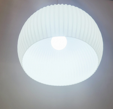 Pendul 8098/1 cu abajur din sticlă albă striată Ø30 cm și detalii aurii [5]