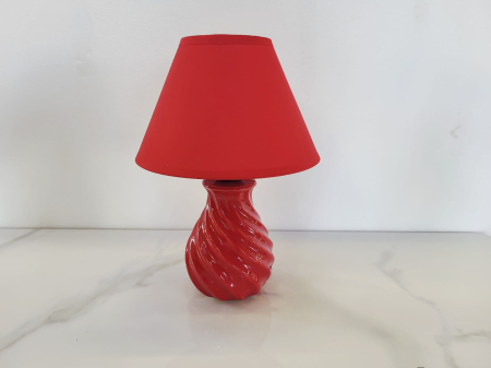 VEIOZE SI LAMPADARE - Veioză 095 – lampă decorativă ceramică cu abajur textil, culori roșu, maro, albastru