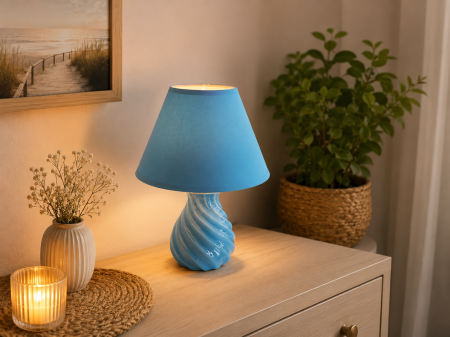 VEIOZE SI LAMPADARE - Veioză 095 – lampă decorativă ceramică cu abajur textil, culori roșu, maro, albastru