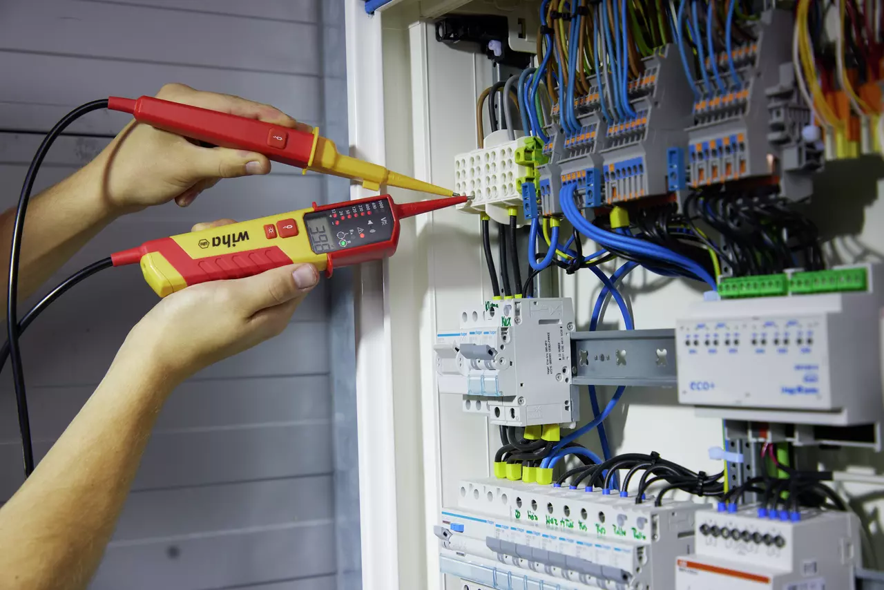 Tester WIHA WIHA.45217, CAT III 1000V, CAT IV 600V, EN 61010, Indicare optică și acustică a prezenței tensiunii  [3]
