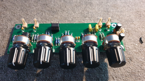 Audio - Corector de ton cu 3 benzi