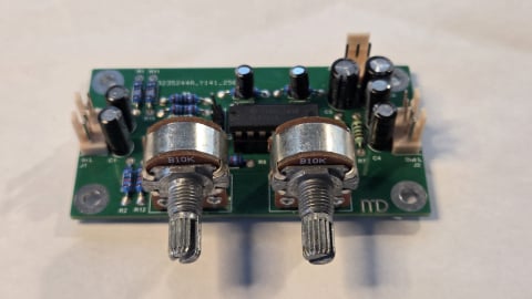 Audio - Corector de ton cu reactie în giratoriu