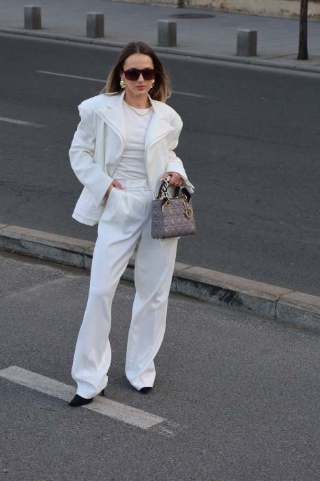 Costum Augusta [2]