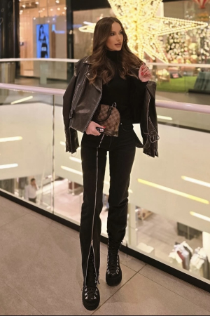 Blugi Aria [1]